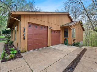 1346 Forest Splendor Trl, Ballwin, MO 63021
