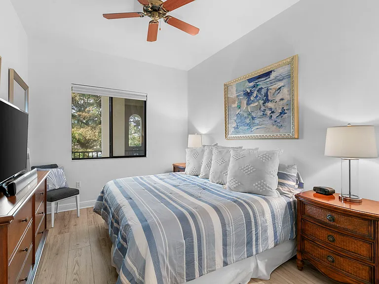 1055 Sandpiper St #H-202 — Photo 14