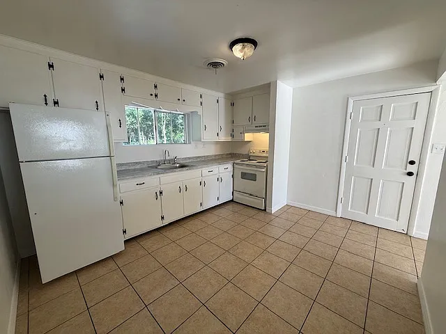 2076 N Kepler Rd — Photo 8