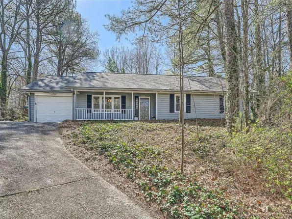110 Creek Hollow Dr, Woodstock, GA 30188