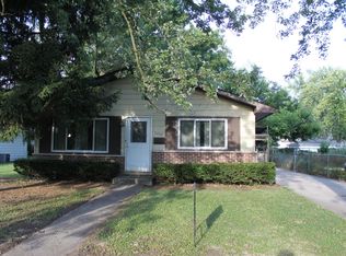 3437 Wallace Ave, Steger, IL 60475