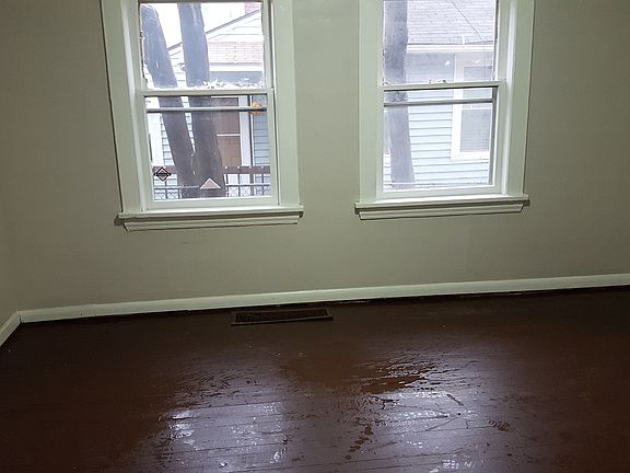 2nd image of 1988 W 54th St #Down