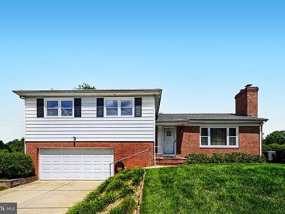 4th image of 7803 Ruxway Rd