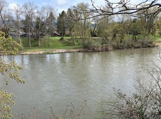 1101 Dowell Rd, Grants Pass, OR 97527