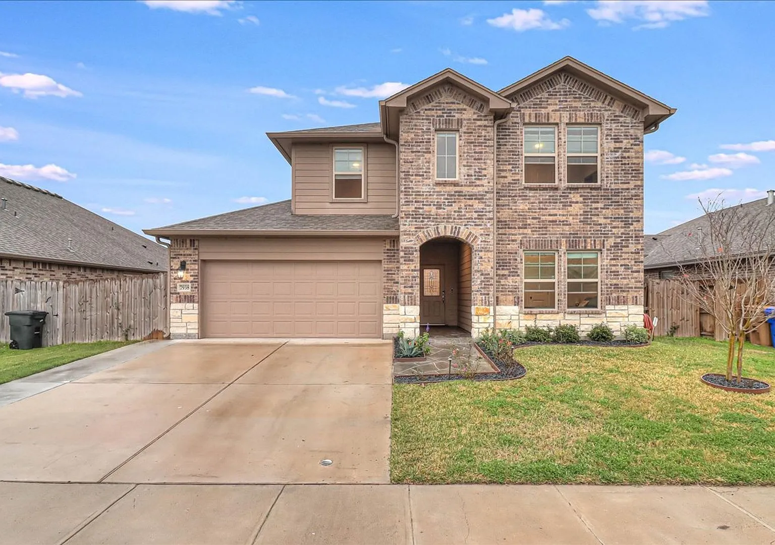 7938 Fort Griffen - 4/bedroom 3/bathroom - $2895/month — Photo 1