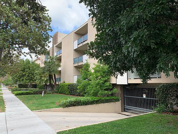2nd image of 420 N Louise St APT 8