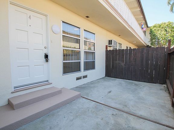 5th image of 5320-5330 Ben Ave #5320-4