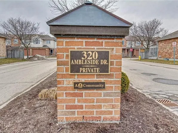 320 Ambleside Dr, London, ON