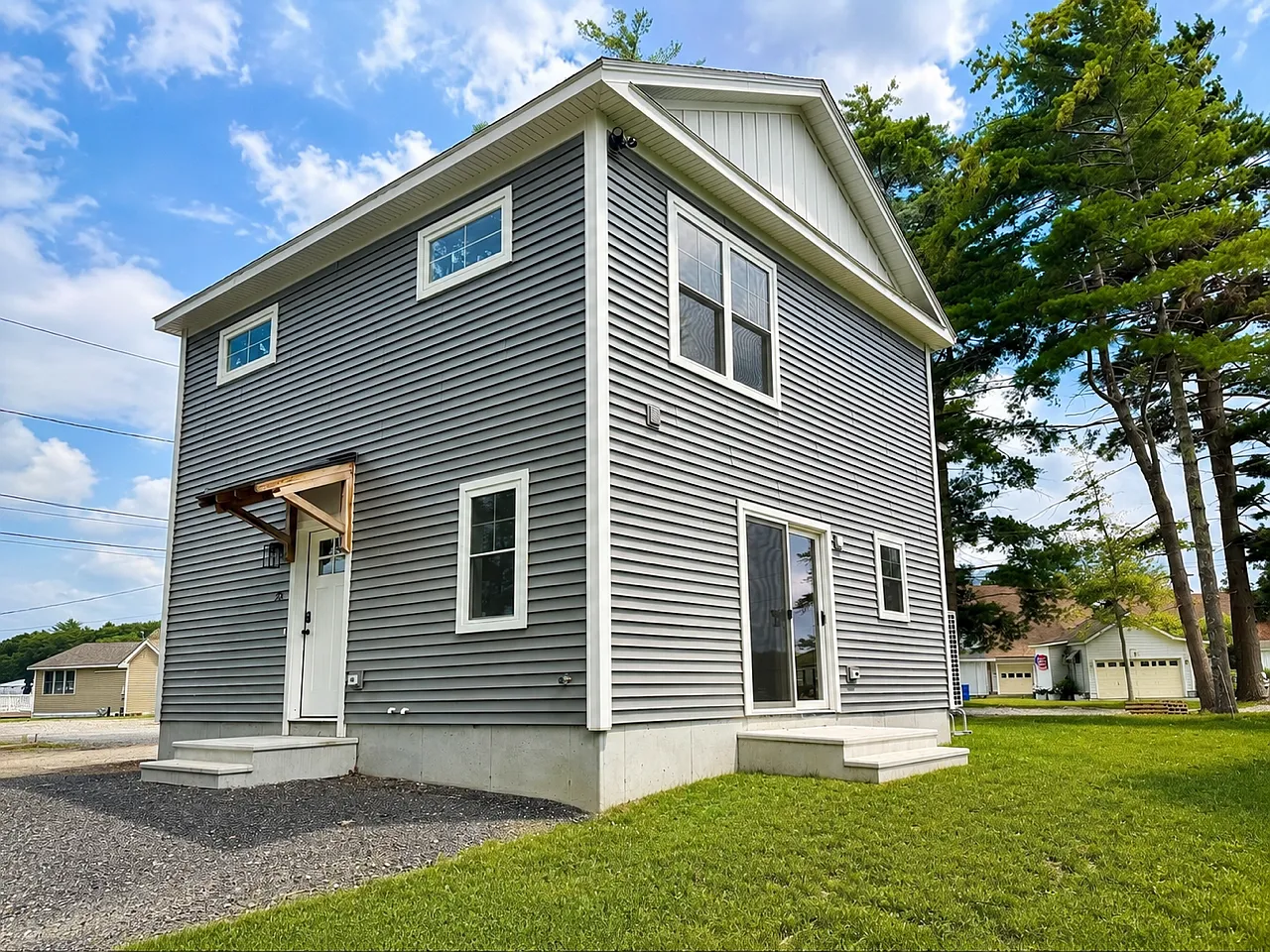 2 bed, 1.5 bath, 1472 sqft, $2,950 — Photo 1