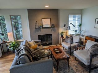 2145 Dexter Ave N #205, Seattle, WA 98119