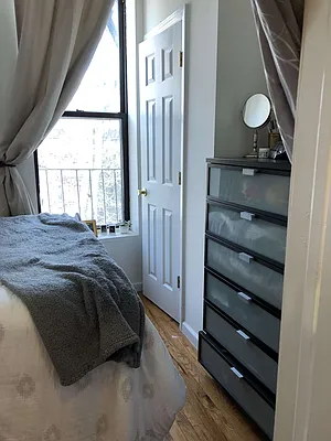 Rented by Bold New York | media 38