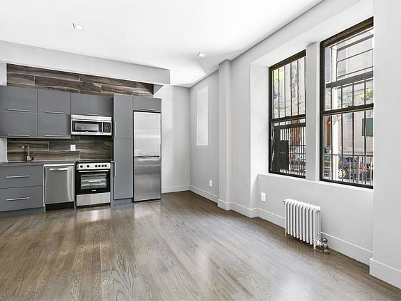 3rd image of 124 E 117th St APT 3K