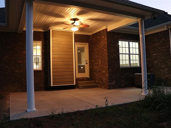 4th image of 2672 Royal Ct