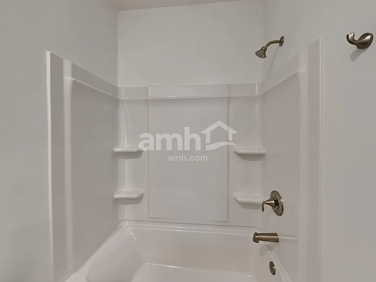 1039 Highland Walk — Photo 24