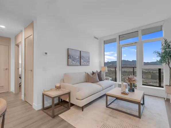 10750 135a St #1501, Surrey, BC V3T 4C9