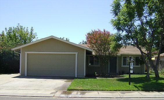 1st image of 440 E Alan Ave