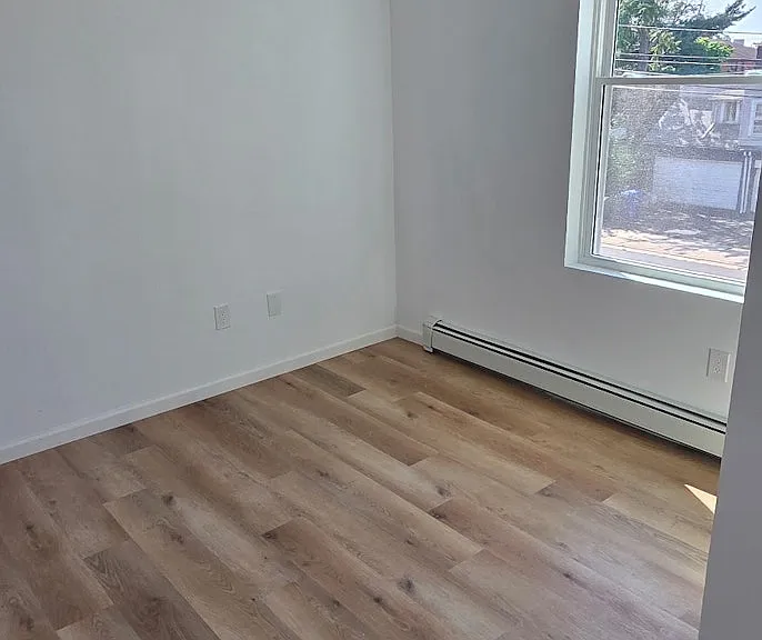 615 Chandler Ave #4 — Photo 5