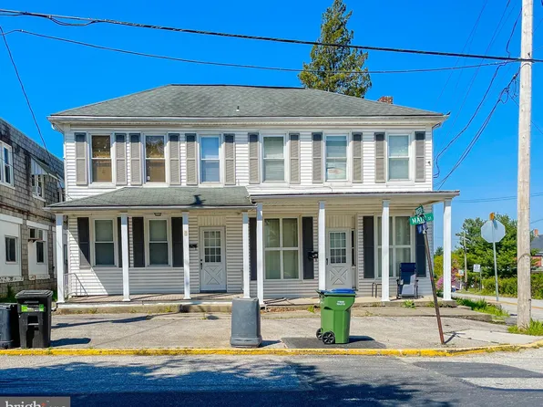 60 N Main St, Jacobus, PA 17407