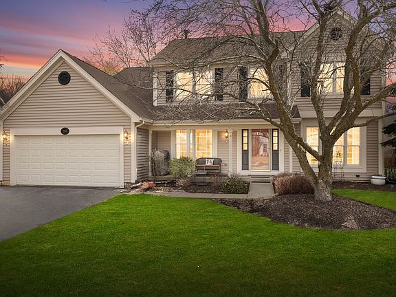 2nd image of 749 Warwick Ln
