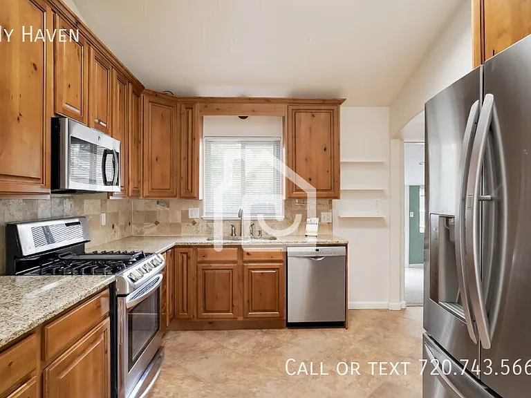 6920 W 5th Ave — Photo 7