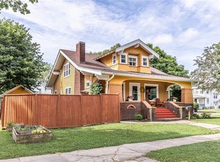 301 E 4th St, Tipton, IA 52772
