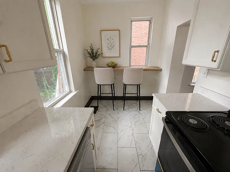 118 Kenner St #1 — Photo 3