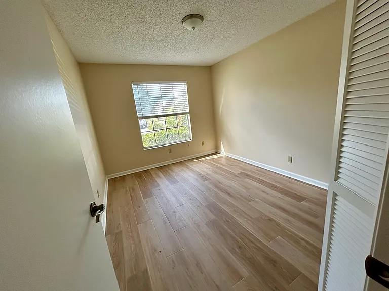 1481 Cairn Ct — Photo 11