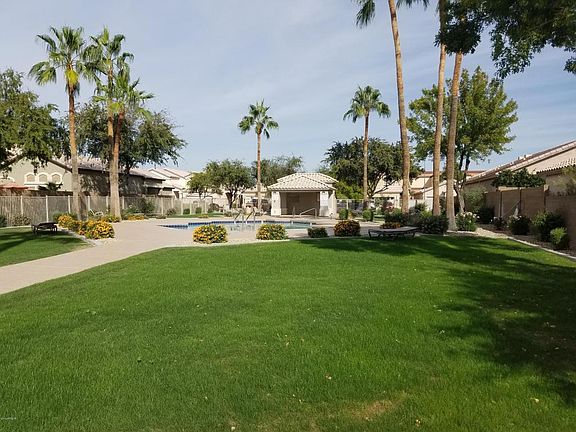 5th image of 21569 N 84th Ln