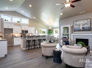 5697 E Upminster Street Block #5-LOT 5, Nampa, ID 83687