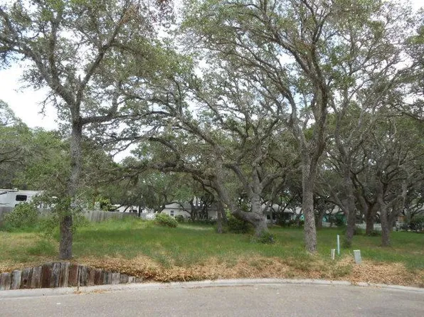 73 Hollyhock Cir, Fulton, TX 78358
