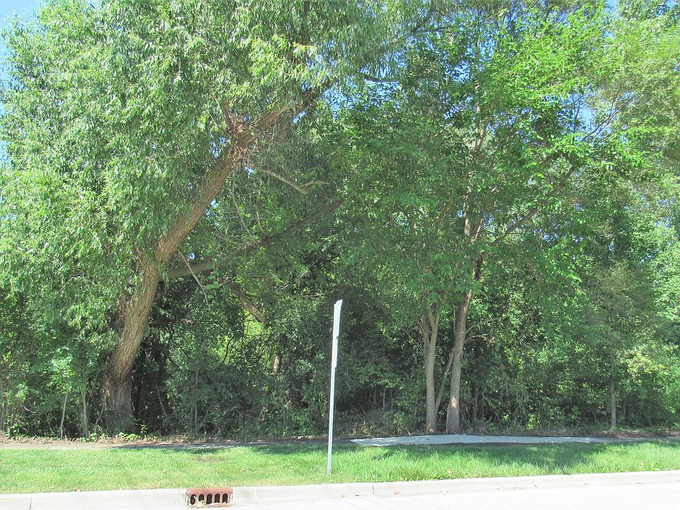 1st image of 1316 New Castle Dr