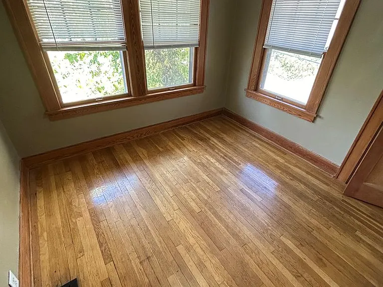 5300 Harrison St — Photo 27