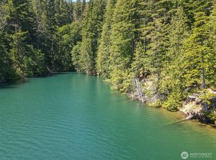 840 W Cushman Ridge Dr, Hoodsport, WA 98548