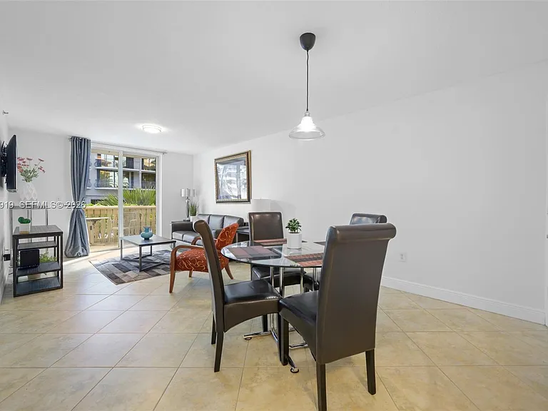 8888 Collins Ave #105 — Photo 21