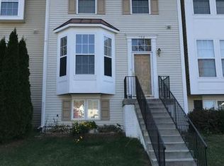 792 Balls Bluff Rd NE, Leesburg, VA 20176