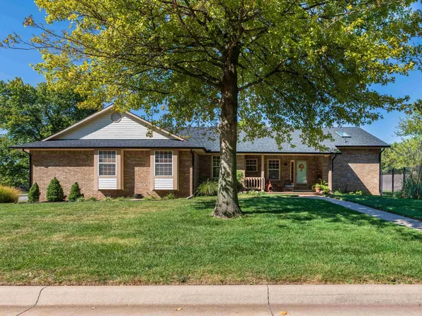 155 S Tarabury Ln, Wichita, KS 67209