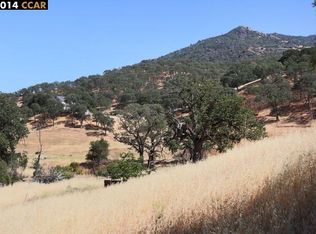 1201 Pine Ln, Clayton, CA 94517