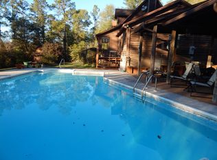 5846 Lake Dr, Crestview, FL 32539