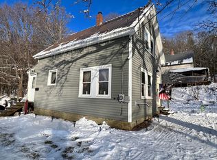 8 Reservoir Hill Rd, Houlton, ME 04730