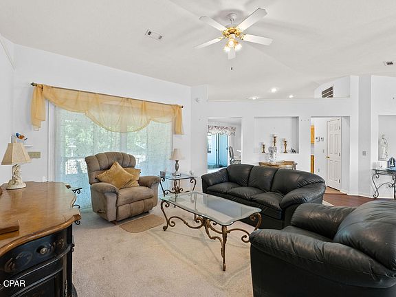 3rd image of 3528 Viking Dr