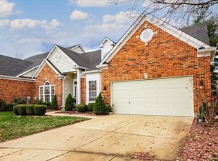 201 Whitebrook Ct, Chesterfield, MO 63017