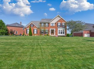 996 Paxton Lake Dr, Loveland, OH 45140