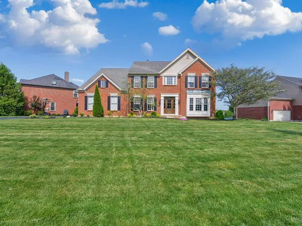 996 Paxton Lake Dr, Loveland, OH 45140