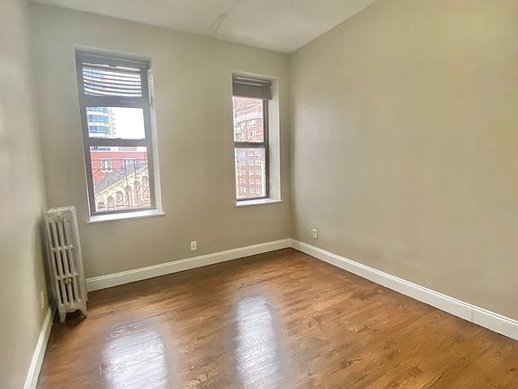 5th image of 1229 1st Ave #27B