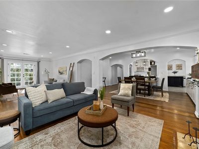 1697 N Allen Ave, Pasadena, CA, 91104