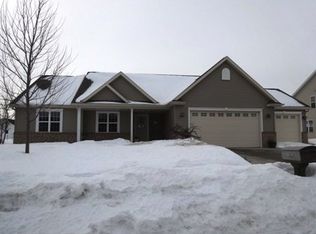 3929 E Benvalley Dr, Appleton, WI 54913