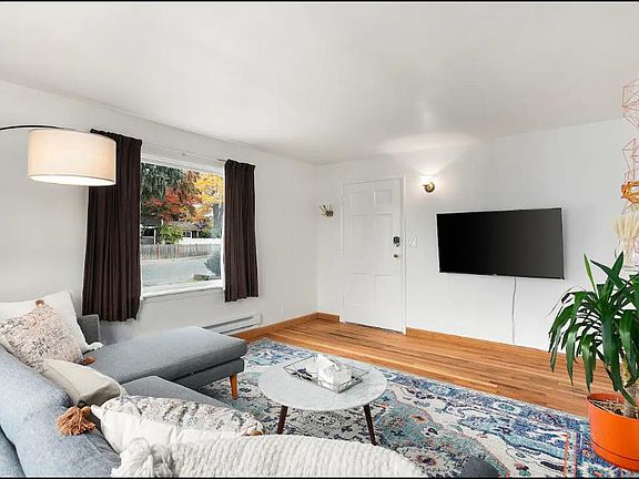 3rd image of 150 N Sams St #150