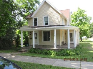 1021 Clark St, Janesville, WI 53545