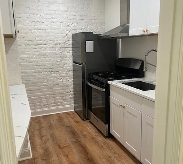 62 N 3rd St #6 — Photo 4