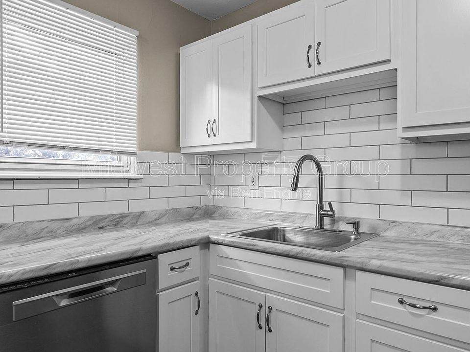 1st image of 5 Boles Ave